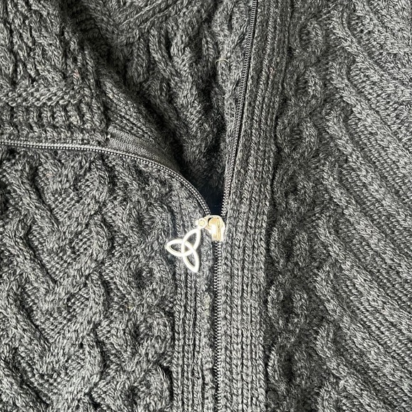 Aran Crafts Ireland 100% Merino Wool Side Zip Hooded Cable Knit Cardigan Black M - Picture 4 of 10